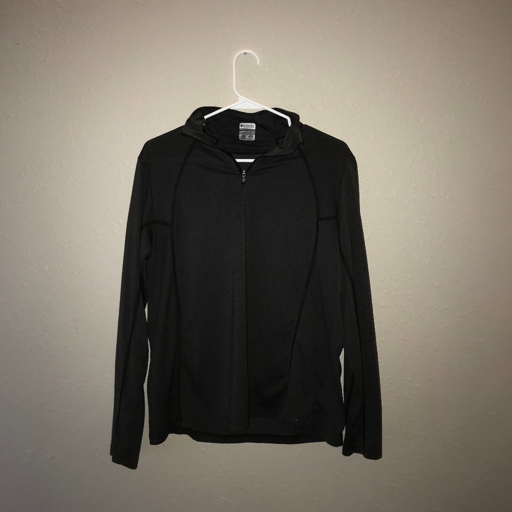 Athletic shirt